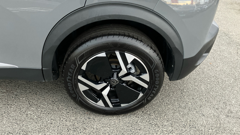 Peugeot 2008 1.2 PureTech Allure 5dr Petrol Estate